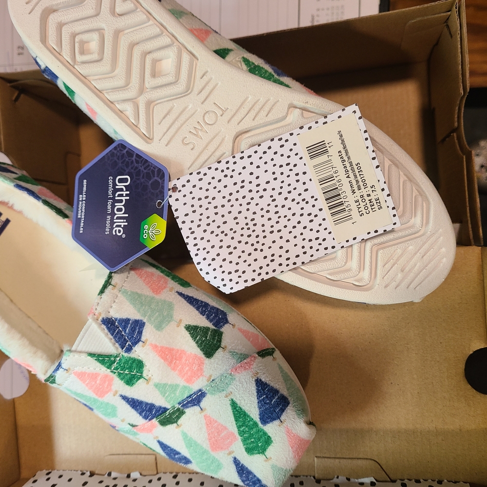 Toms Multicolor Geometric Women's Slippers